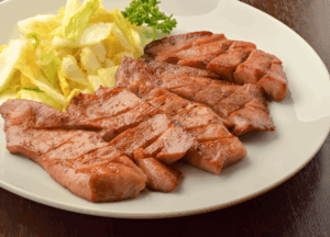 牛たん料理 閣 三越前店