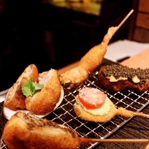 KOBE串揚げ Lay Bricks