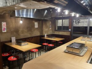 鶏あみ焼酒場 彩や（いろどりや）