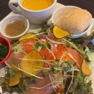 カフェダイニング prier