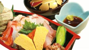 ど真ん中食堂｜鳥取の海と山のうまいもんが集まる食堂